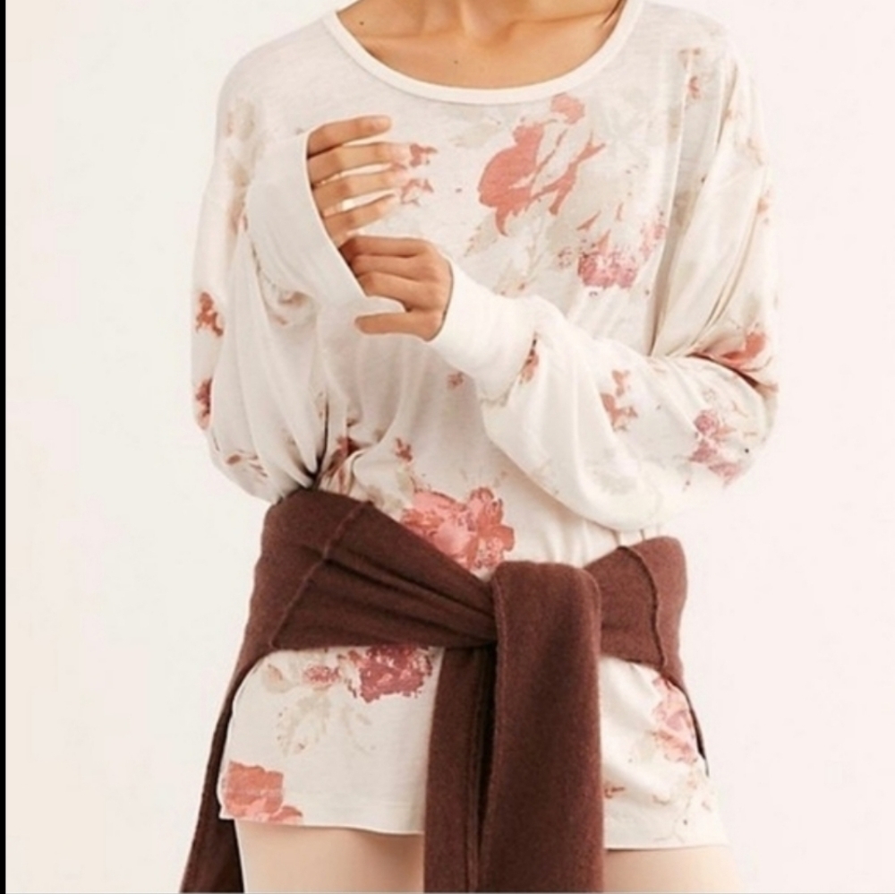 WE the Free Floral oversized long sleeve top Size Small